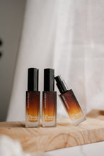 Load image into Gallery viewer, Renew Facial Serum bottle – natural skincare with vitamin C and hyaluronic acid