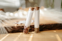 Load image into Gallery viewer, Festive Bath Salts