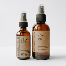 Load image into Gallery viewer, After Sun Aloe Vera Sunburn Spray with a white background. Both a 2 oz and a 4 oz spray bottle
